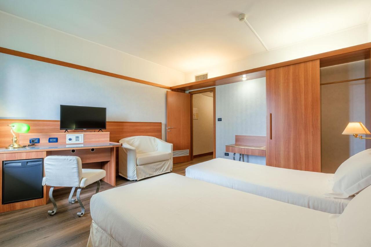 Shg Hotel Bologna Zola Predosa Dış mekan fotoğraf
